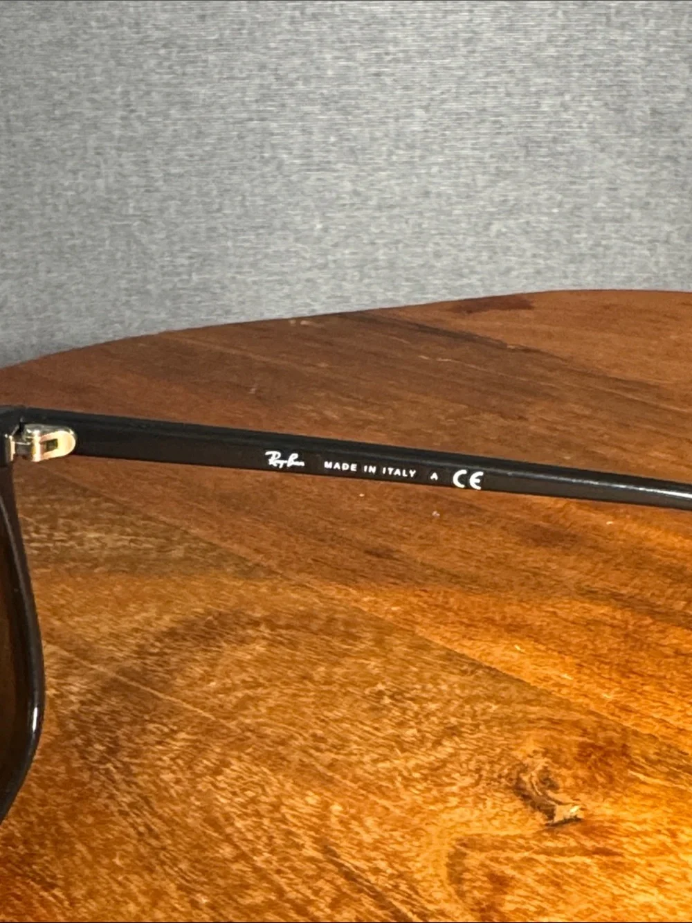 Used RayBan RB4387 601/71 56-18-145